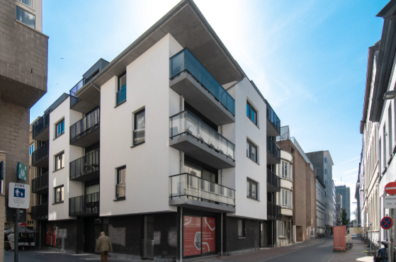 Sint-Paulus Oostende: grote zonnige terrassen met uitzicht, inclusief parkeergarage en berging.