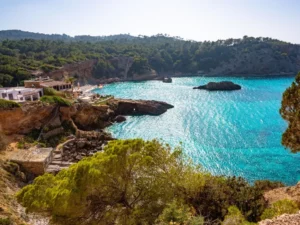 Vastgoed in Cala Tarida, Ibiza, Spanje